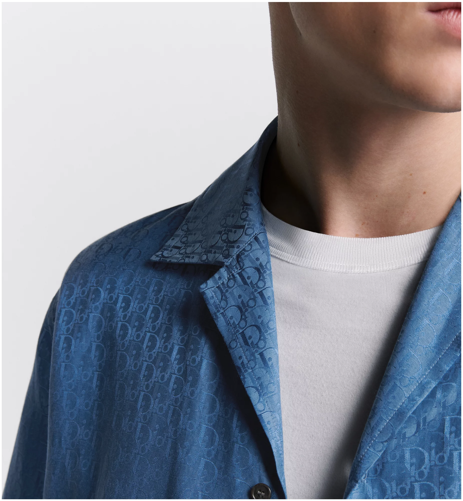 LOOK_H_24_3_LOOK_034_E04