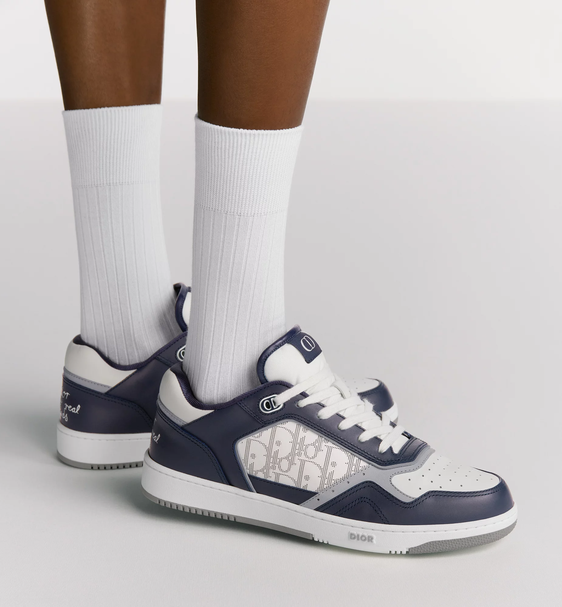 LOOK_H_25_2_LOOK_014_E24