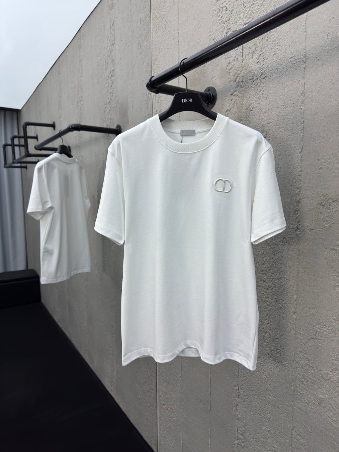 CD White T-shirt logo embroidered