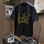LV T-shirt Yellow Middle logo detail
